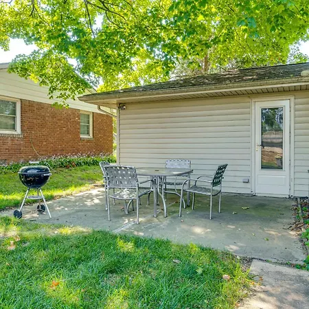 2 Mi To Purdue Modern Home In West Lafayette